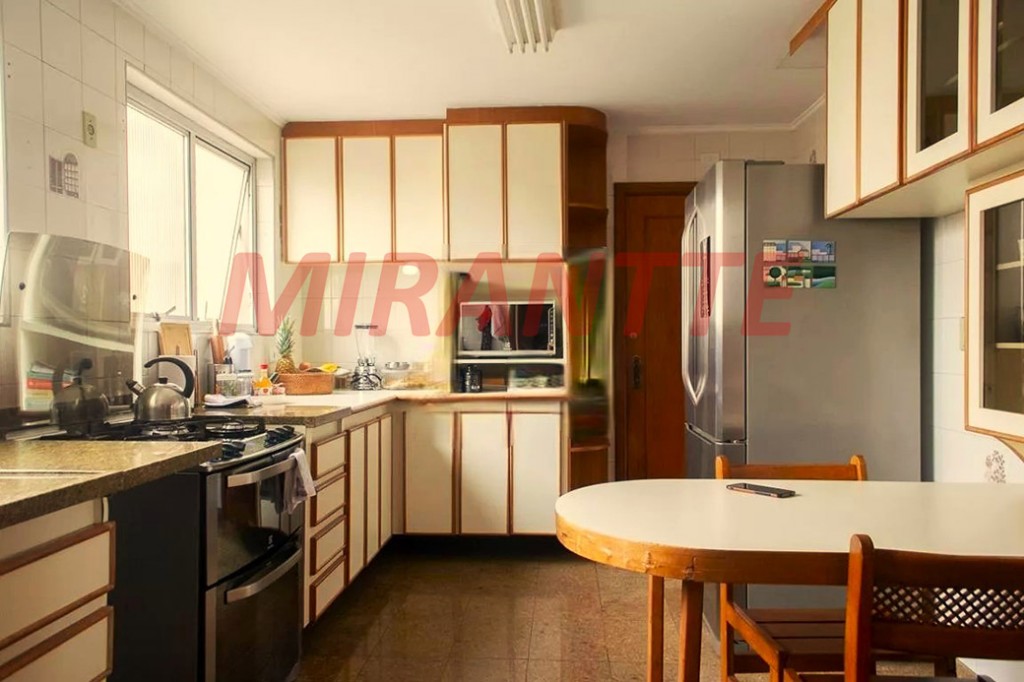 Apartamento de 153m² com 3 quartos em Santana