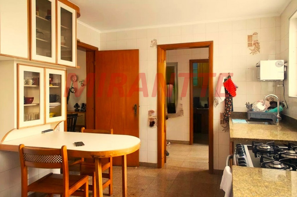 Apartamento de 153m² com 3 quartos em Santana