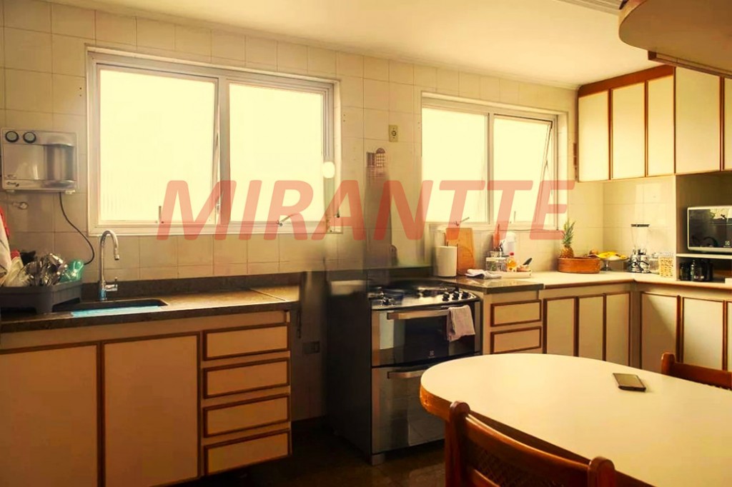 Apartamento de 153m² com 3 quartos em Santana