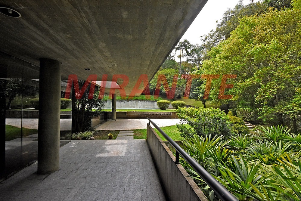 Casa terrea de 976m² com 4 quartos em Cidade Jardim