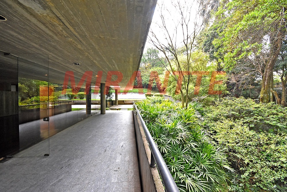 Casa terrea de 976m² com 4 quartos em Cidade Jardim