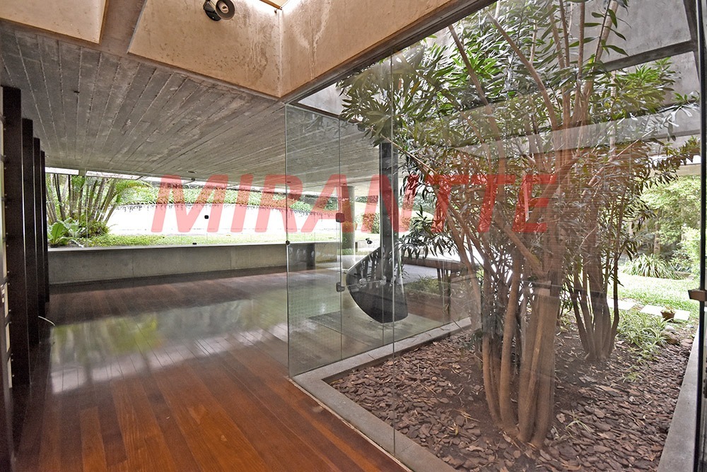 Casa terrea de 976m² com 4 quartos em Cidade Jardim