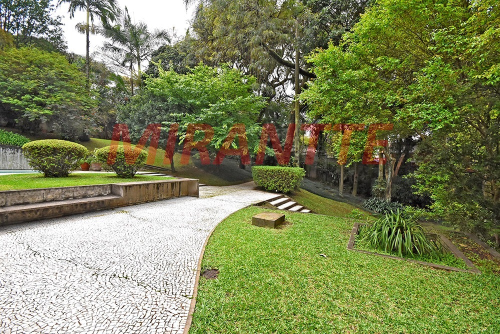 Casa terrea de 976m² com 4 quartos em Cidade Jardim