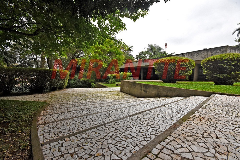 Casa terrea de 976m² com 4 quartos em Cidade Jardim