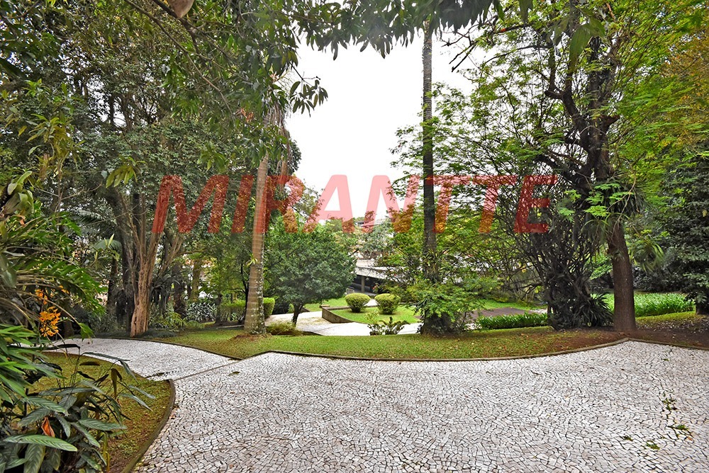 Casa terrea de 976m² com 4 quartos em Cidade Jardim