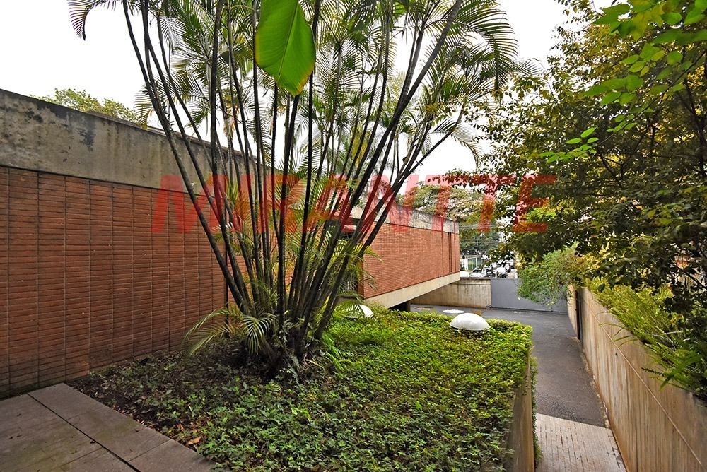 Casa terrea de 976m² com 4 quartos em Cidade Jardim