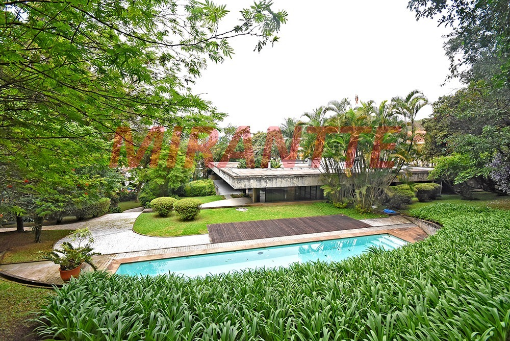 Casa terrea de 976m² com 4 quartos em Cidade Jardim