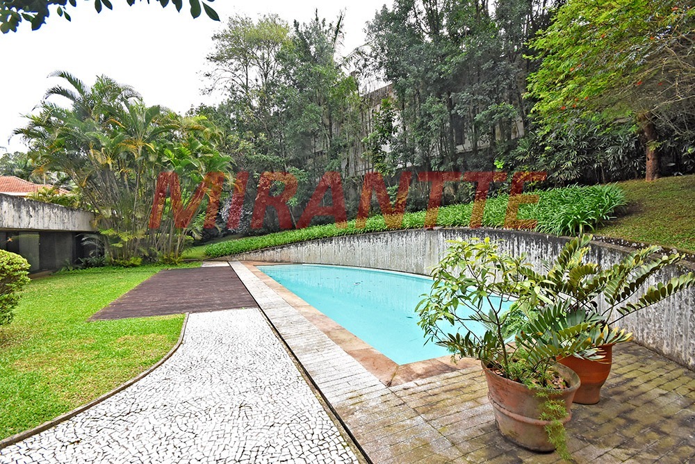 Casa terrea de 976m² com 4 quartos em Cidade Jardim
