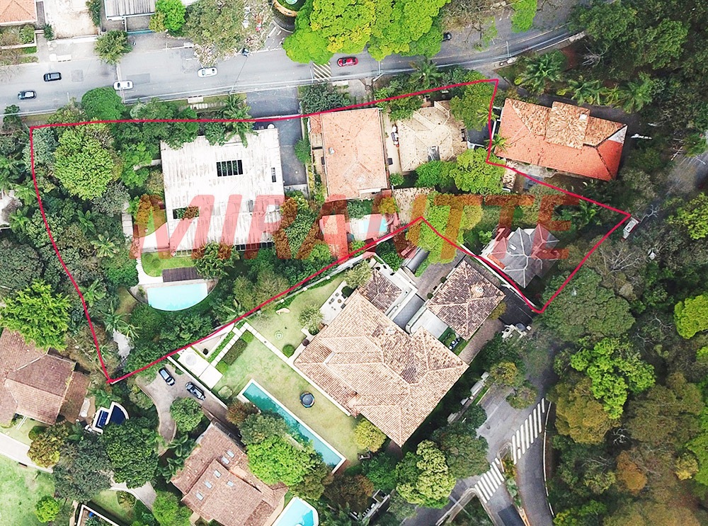 Casa terrea de 976m² com 4 quartos em Cidade Jardim