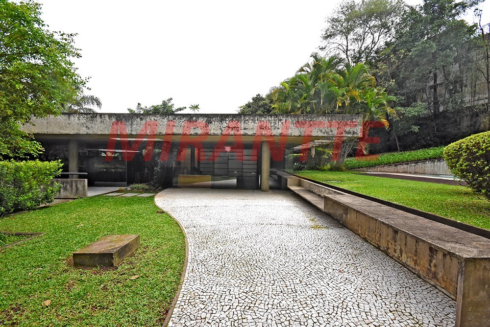 Casa terrea de 976m² com 4 quartos em Cidade Jardim