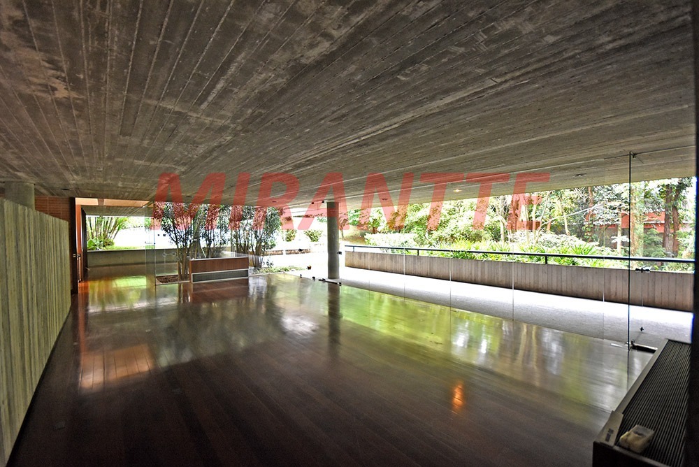 Casa terrea de 976m² com 4 quartos em Cidade Jardim