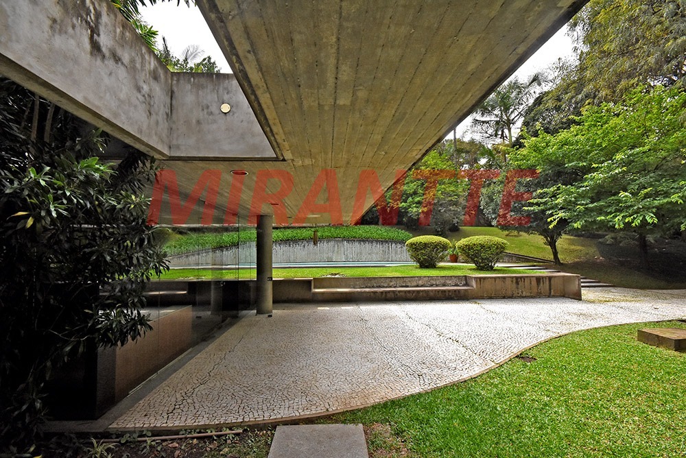 Casa terrea de 976m² com 4 quartos em Cidade Jardim