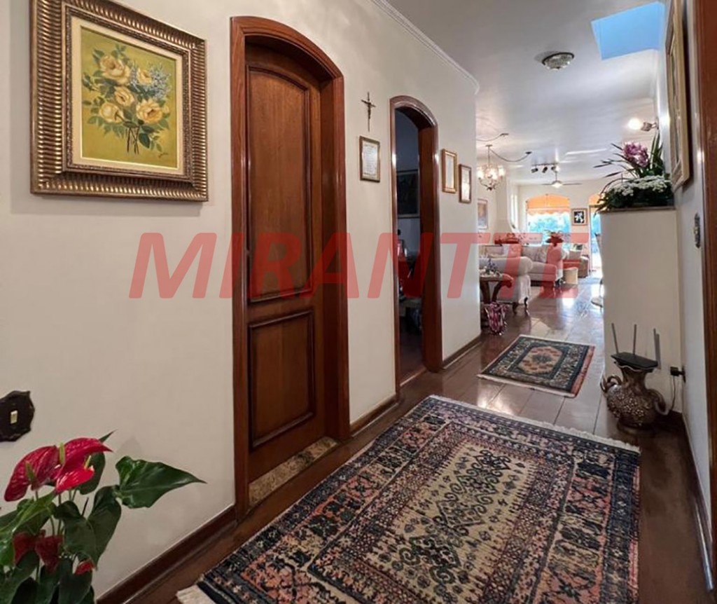 Sobrado de 470m² com 4 quartos em Jardim São Bento
