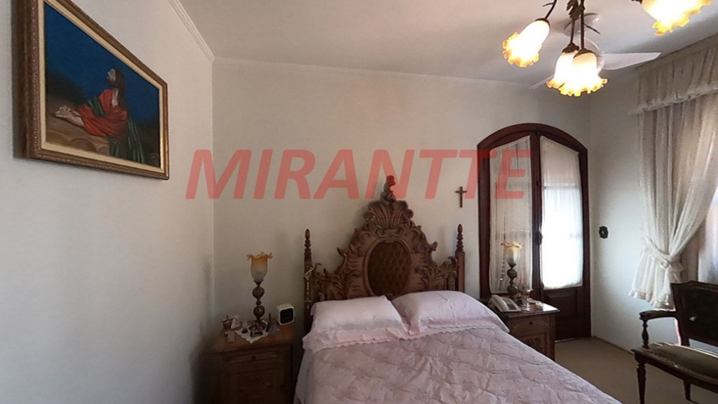 Sobrado de 470m² com 4 quartos em Jardim São Bento