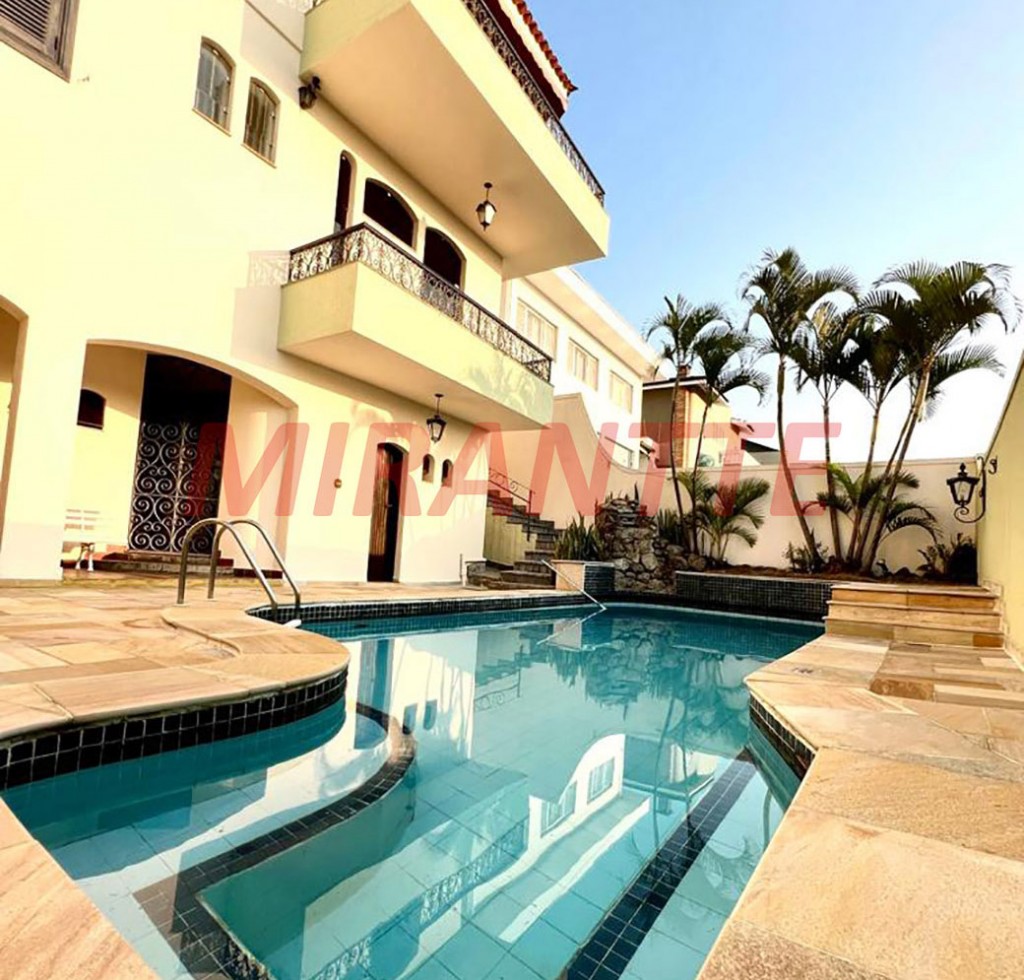 Sobrado de 470m² com 4 quartos em Jardim São Bento