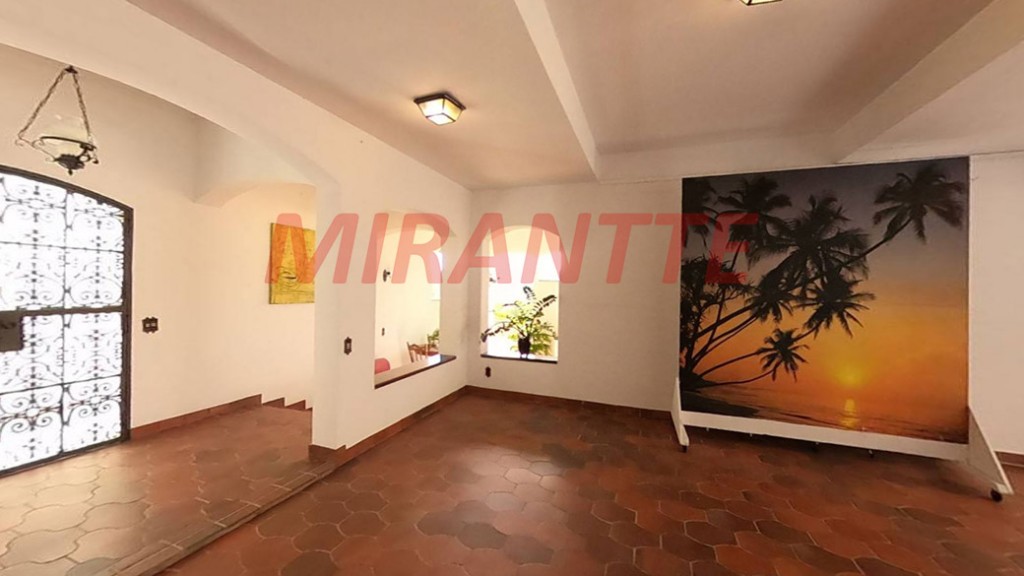 Sobrado de 470m² com 4 quartos em Jardim São Bento