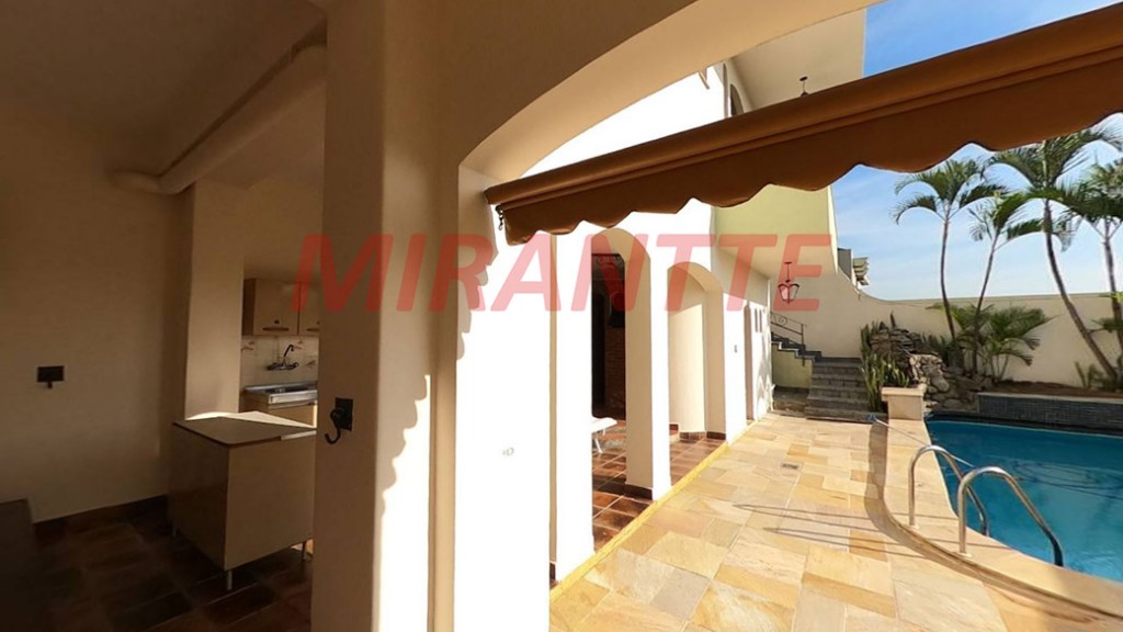 Sobrado de 470m² com 4 quartos em Jardim São Bento