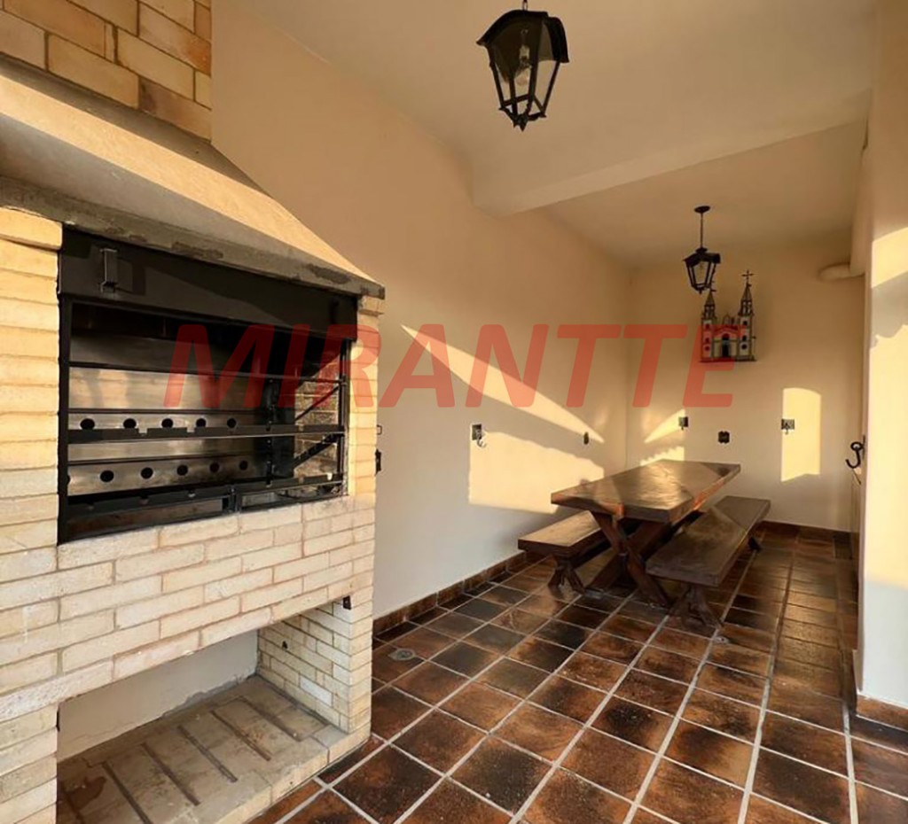 Sobrado de 470m² com 4 quartos em Jardim São Bento