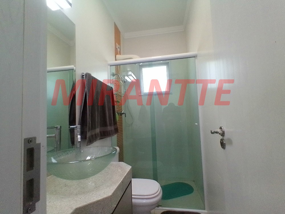 Sobrado de 286m² com 4 quartos em Tremembe