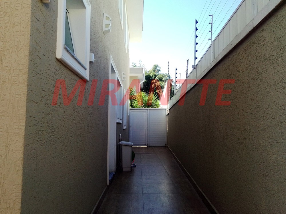 Sobrado de 286m² com 4 quartos em Tremembe