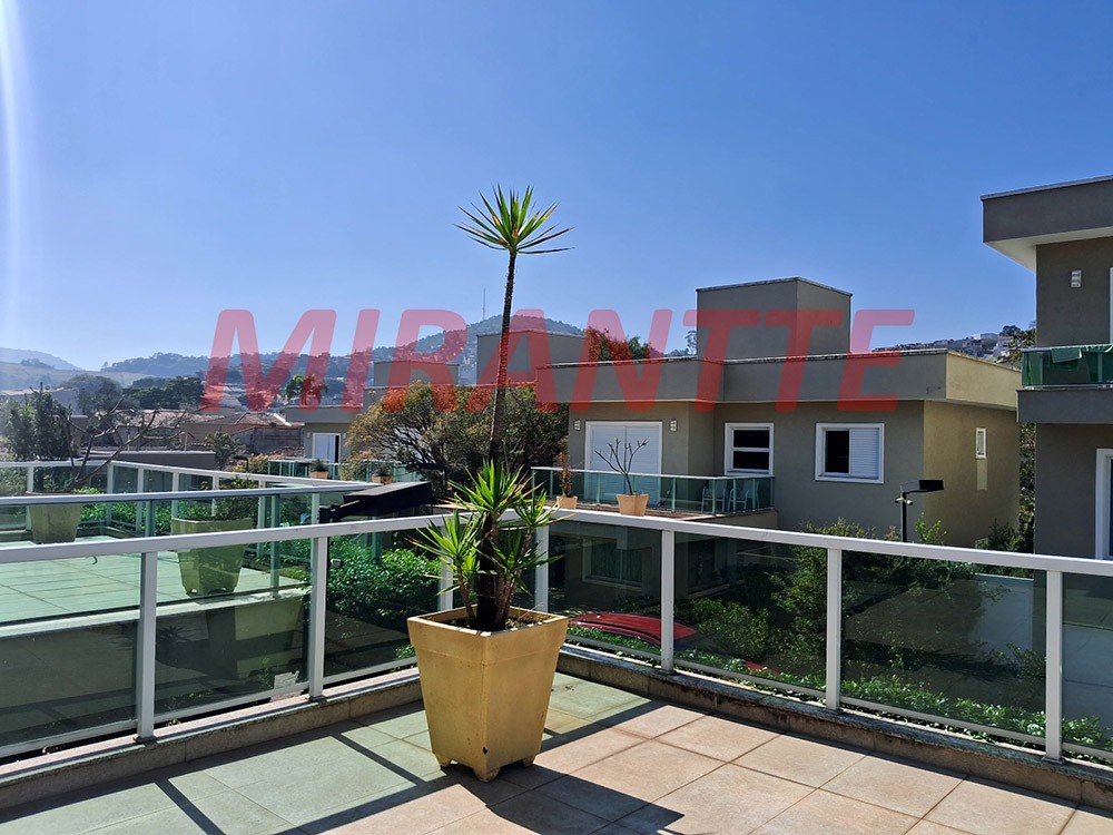 Sobrado de 286m² com 4 quartos em Tremembe