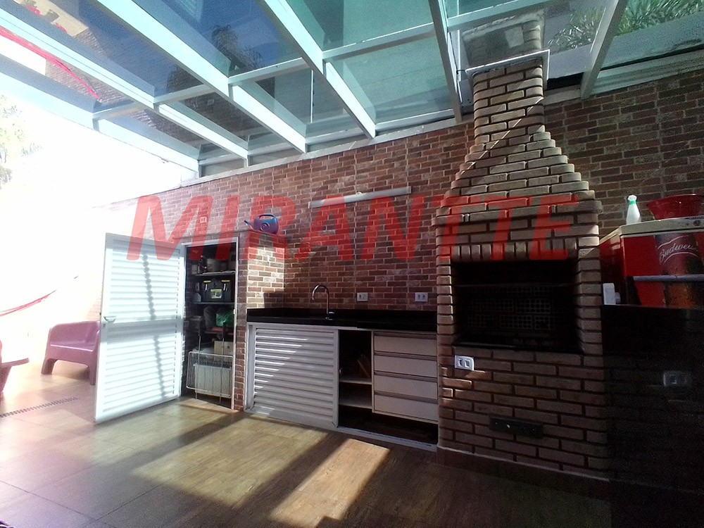Sobrado de 286m² com 4 quartos em Tremembe