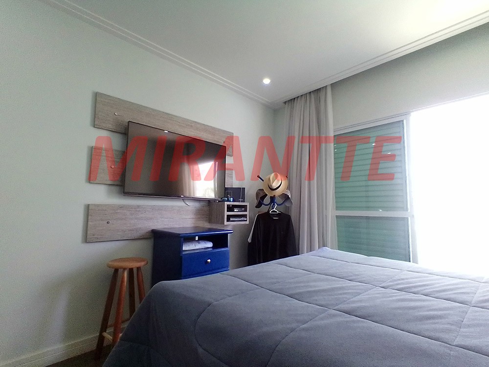 Sobrado de 286m² com 4 quartos em Tremembe