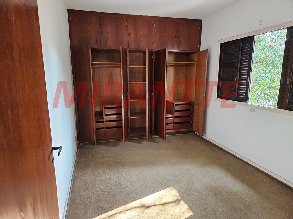 Sobrado de 196m² com 3 quartos em Vila Beatriz
