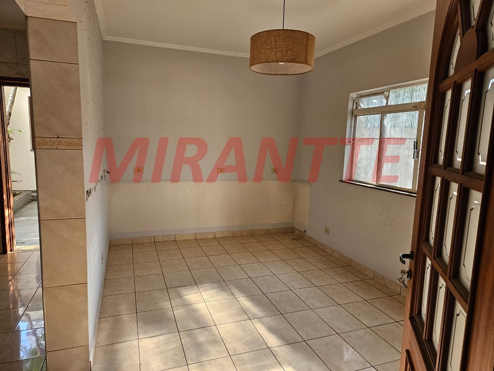Sobrado de 196m² com 3 quartos em Vila Beatriz