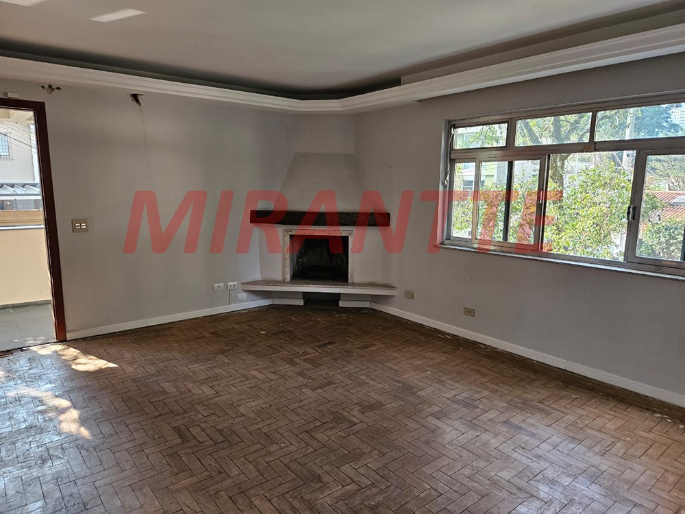 Sobrado de 196m² com 3 quartos em Vila Beatriz