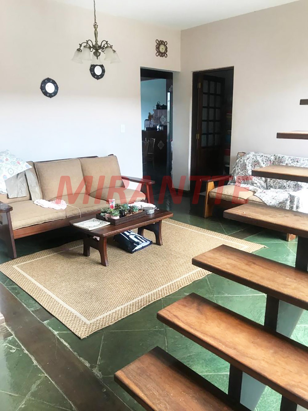 Sobrado de 600m² com 3 quartos em Terra Preta