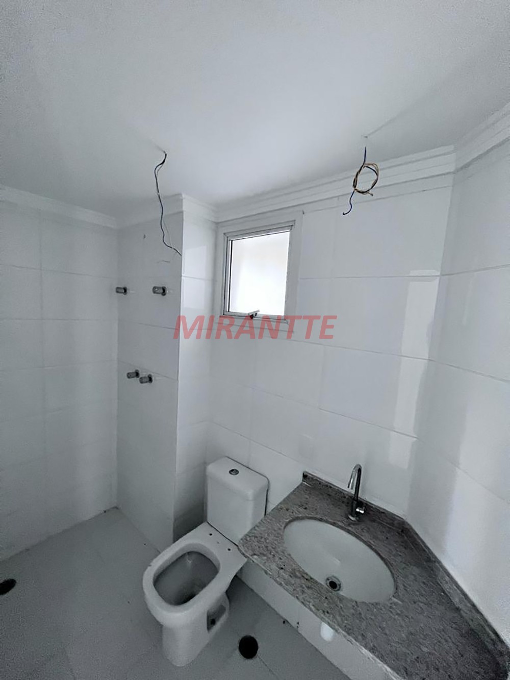 Apartamento com 3 quartos em Santana