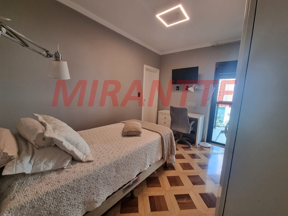 Apartamento de 115m² com 3 quartos em Santana