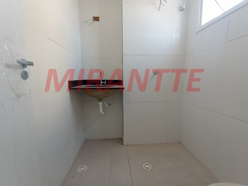 Apartamento de 56m² com 2 quartos em Vila Galvão