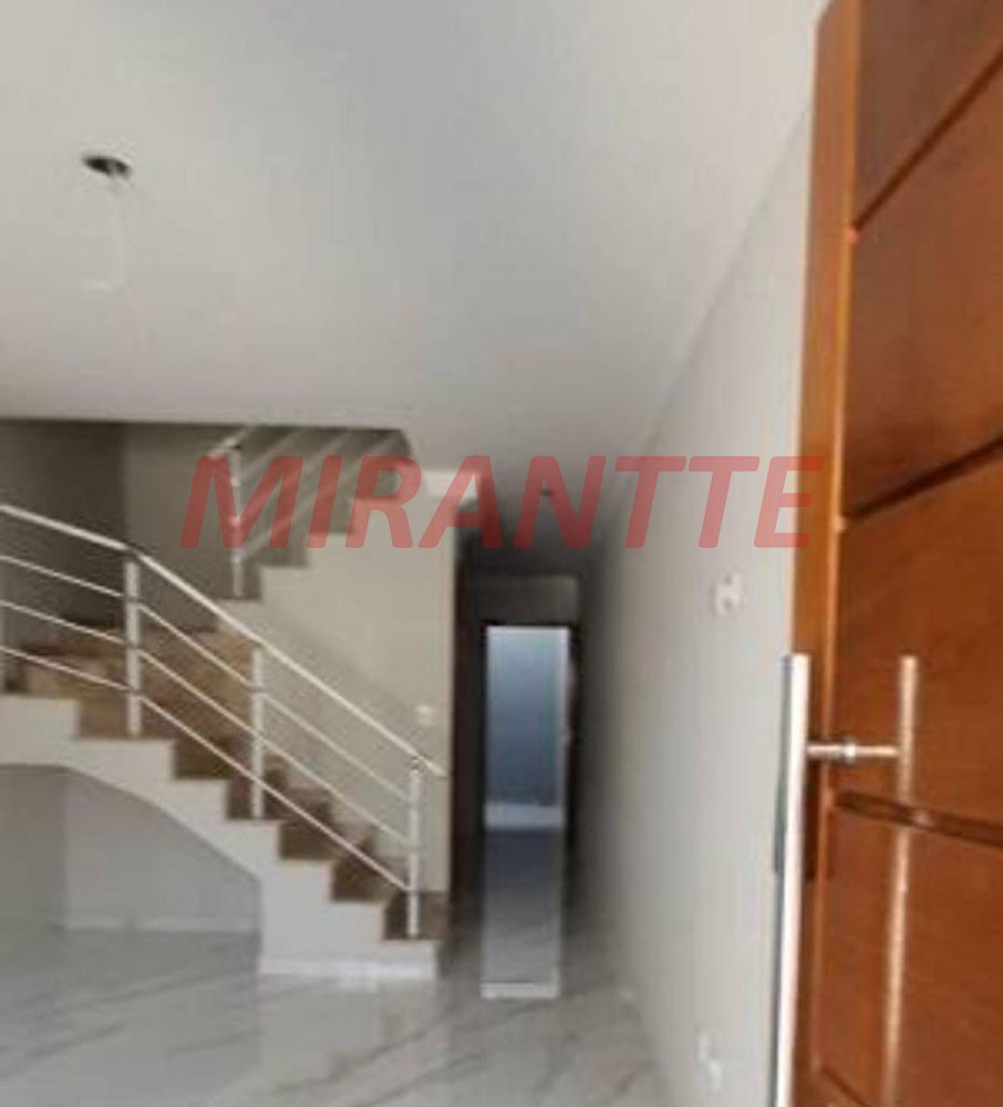 Sobrado de 95m² com 2 quartos em Vila Nivi