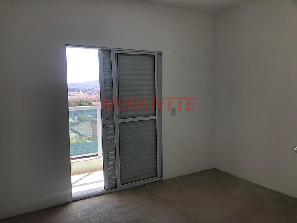 Sobrado de 175m² com 3 quartos em Jardim Presidente Dutra