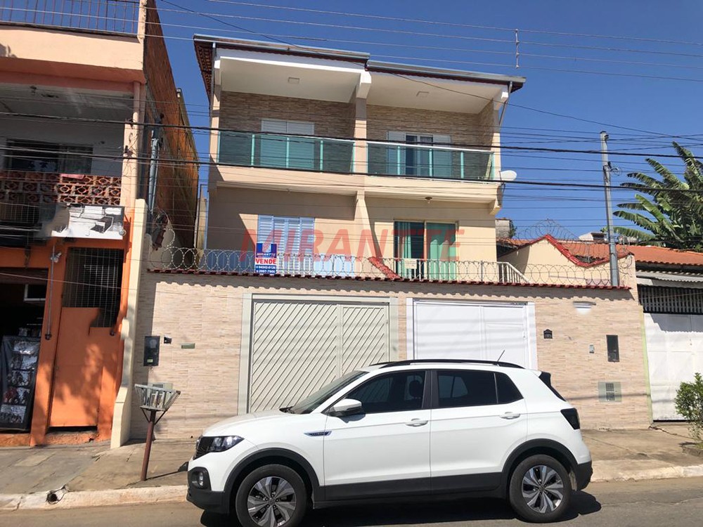 Sobrado de 175m² com 3 quartos em Jardim Presidente Dutra