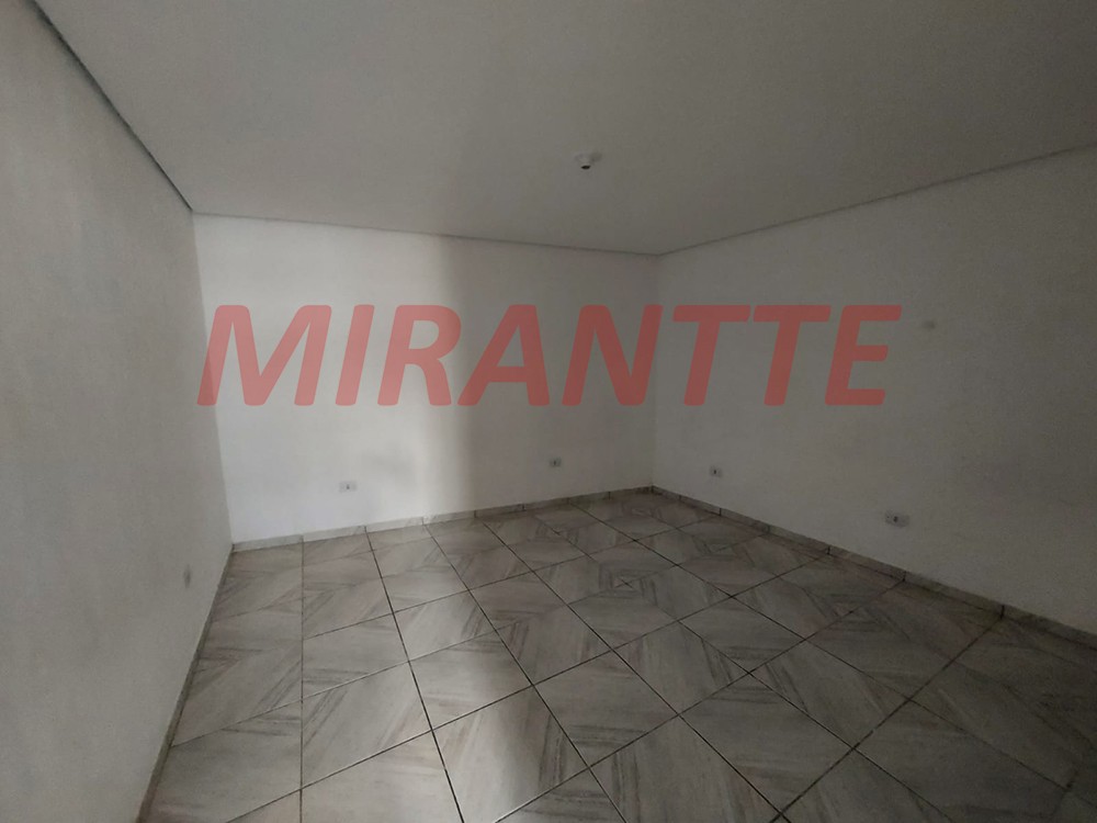 Casa terrea de 180m² com 4 quartos em Vila Dionisia