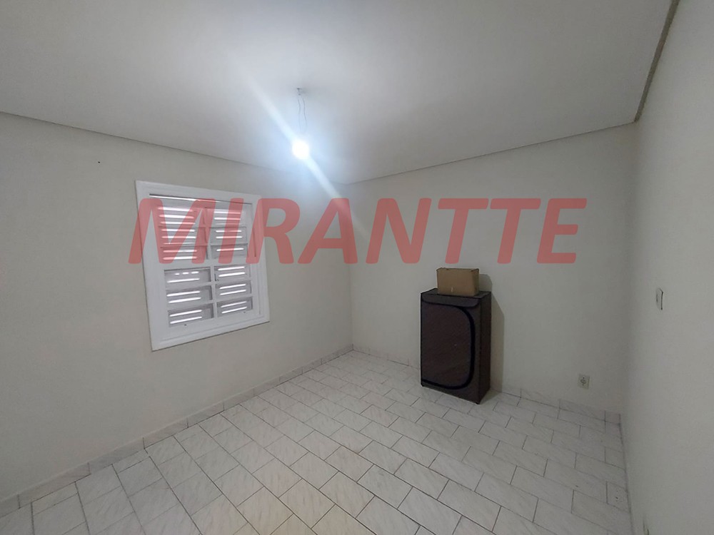 Casa terrea de 180m² com 4 quartos em Vila Dionisia