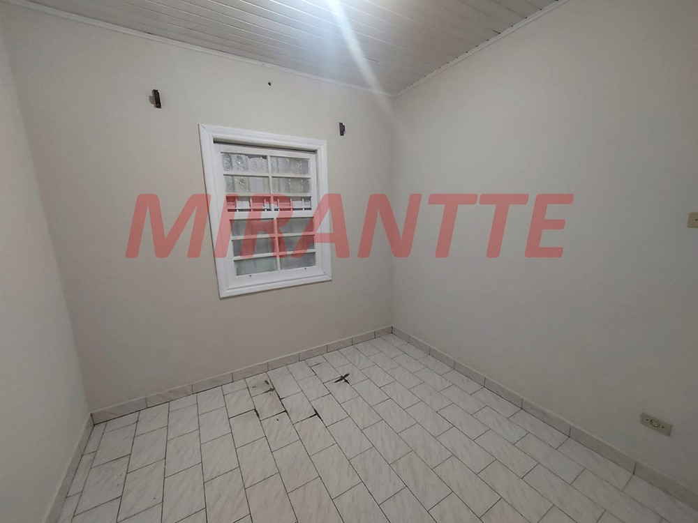 Casa terrea de 180m² com 4 quartos em Vila Dionisia
