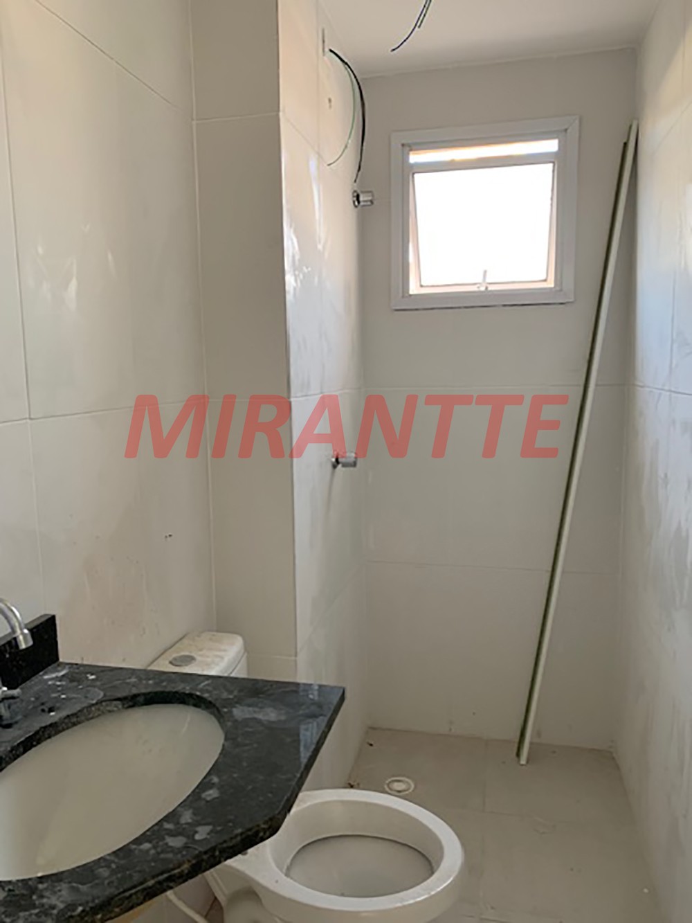 Apartamento de 56m² com 2 quartos em Vila Galvão