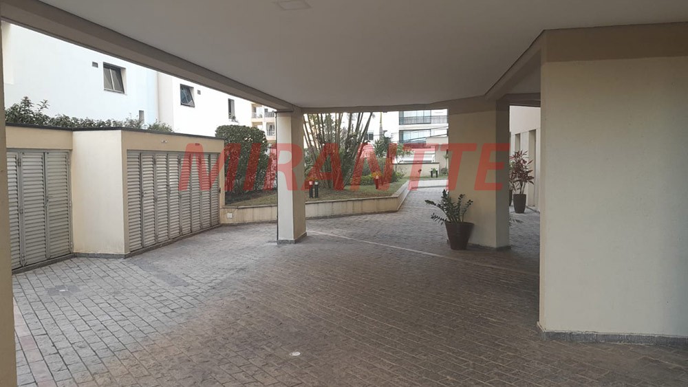 Apartamento com 3 quartos em Chora Menino