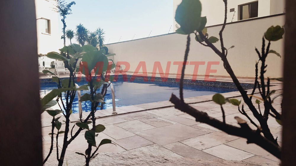 Apartamento com 3 quartos em Chora Menino