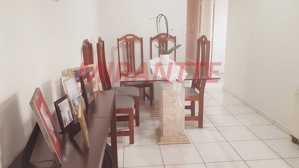 Apartamento com 3 quartos em Chora Menino