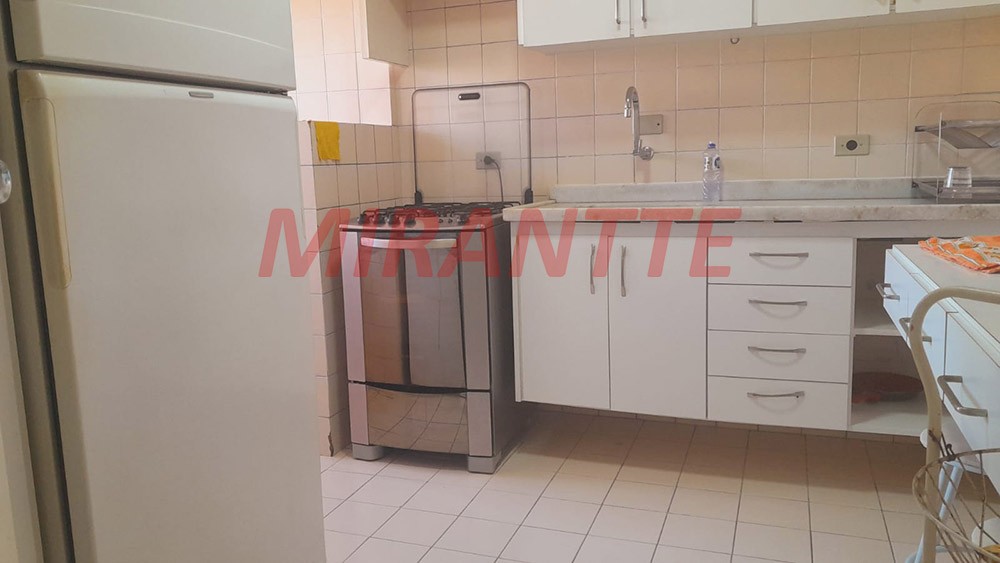 Apartamento com 3 quartos em Chora Menino