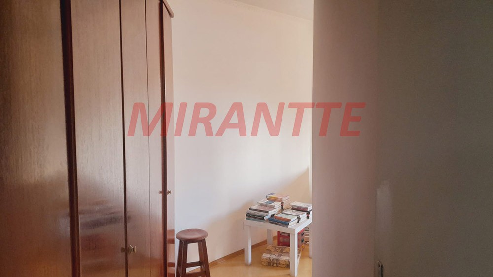 Apartamento com 3 quartos em Chora Menino