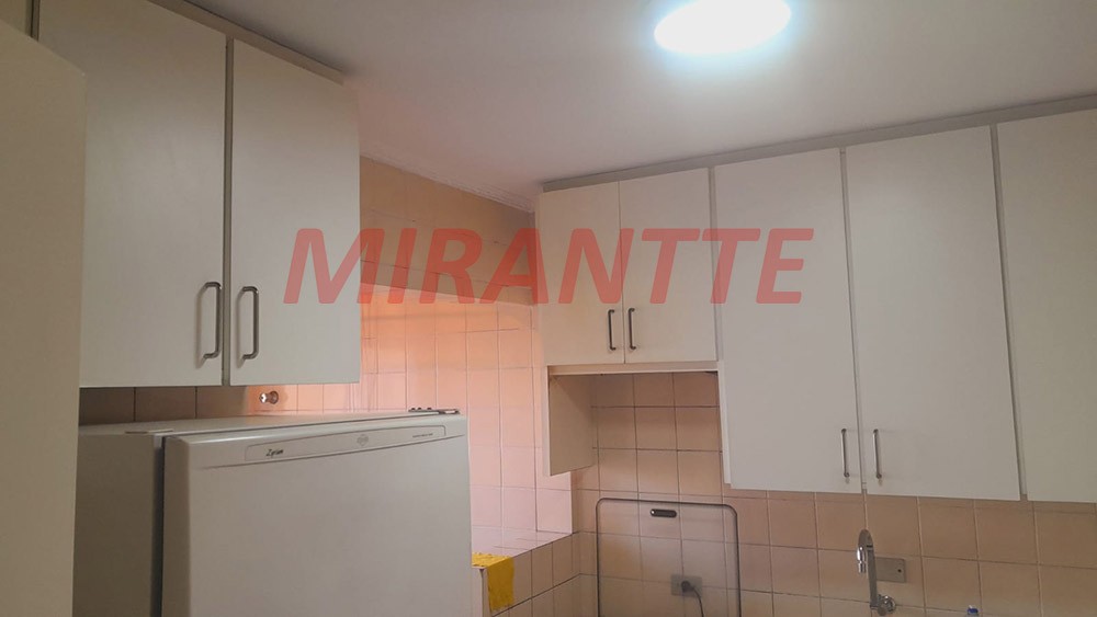 Apartamento com 3 quartos em Chora Menino