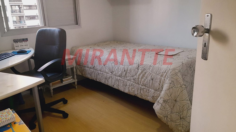 Apartamento com 3 quartos em Chora Menino