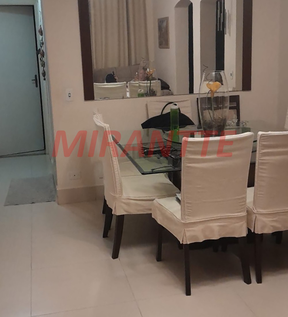 Sobrado de 92m² com 2 quartos em Taipas