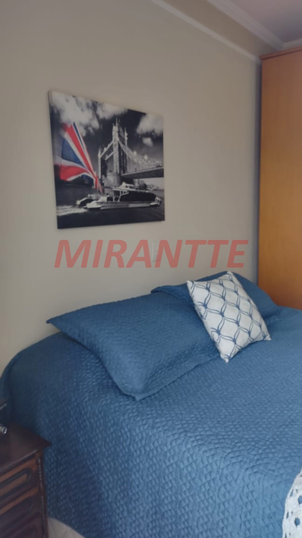 Sobrado de 200m² com 3 quartos em Vila Nivi